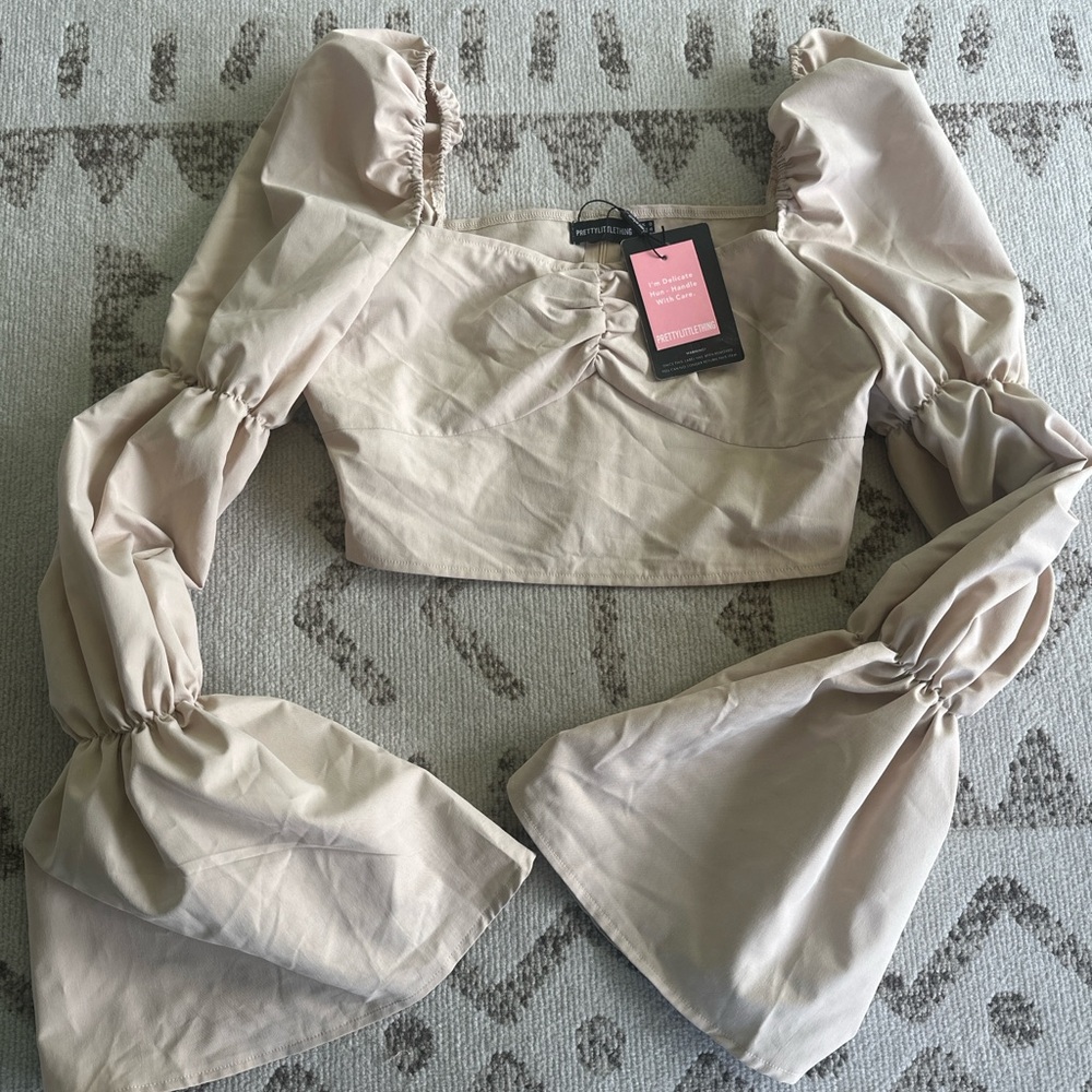 PrettyLittleThing Tan Cream Ruffled Crop Blouse